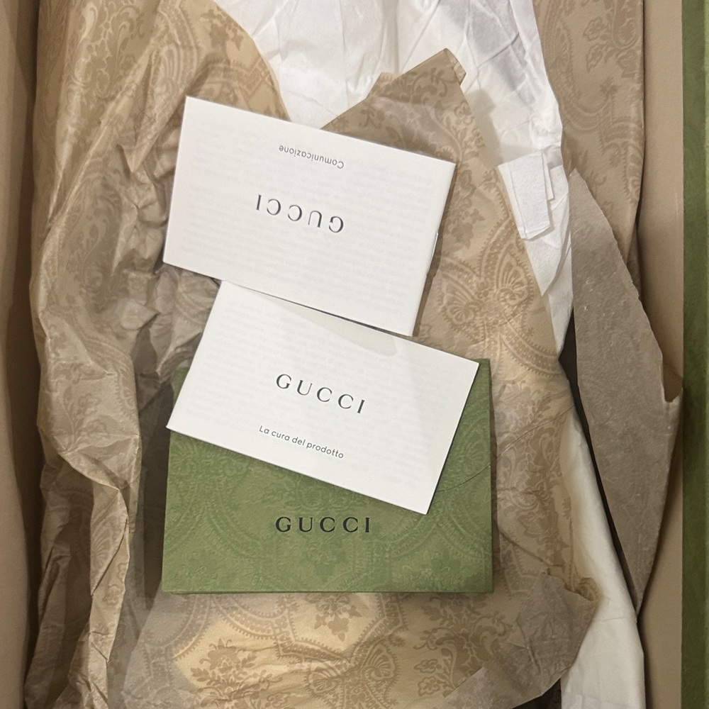 Gucci Women's Bold Red Mules - Picture 8 of 8
